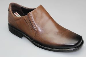 Pánská uzavřená vycházková obuv PE/522110-02 IPE