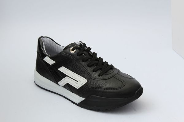 Dámské tenisky nízké PE/213001-05 PRETO  (41)